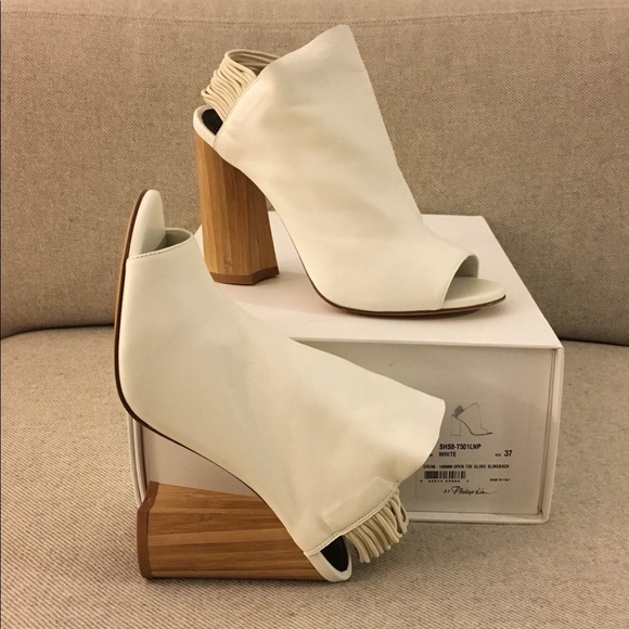 3.1 Phillip Lim Drum White Peep-Toe Sandals - Picture 2 of 9
